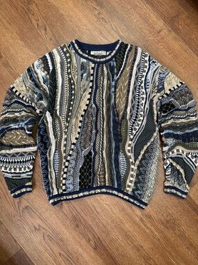 Tundra Canada Coogi style sweater
